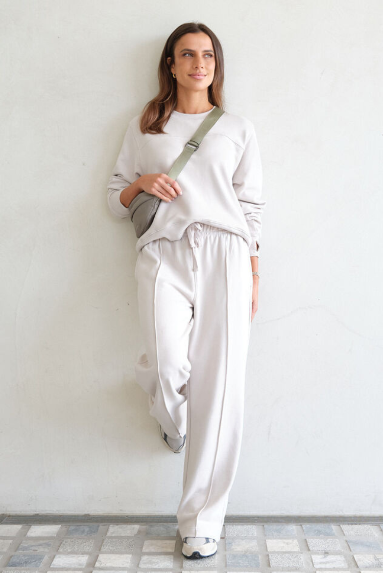 Gracie Relaxed Pin Tuck Trackpant | Almond