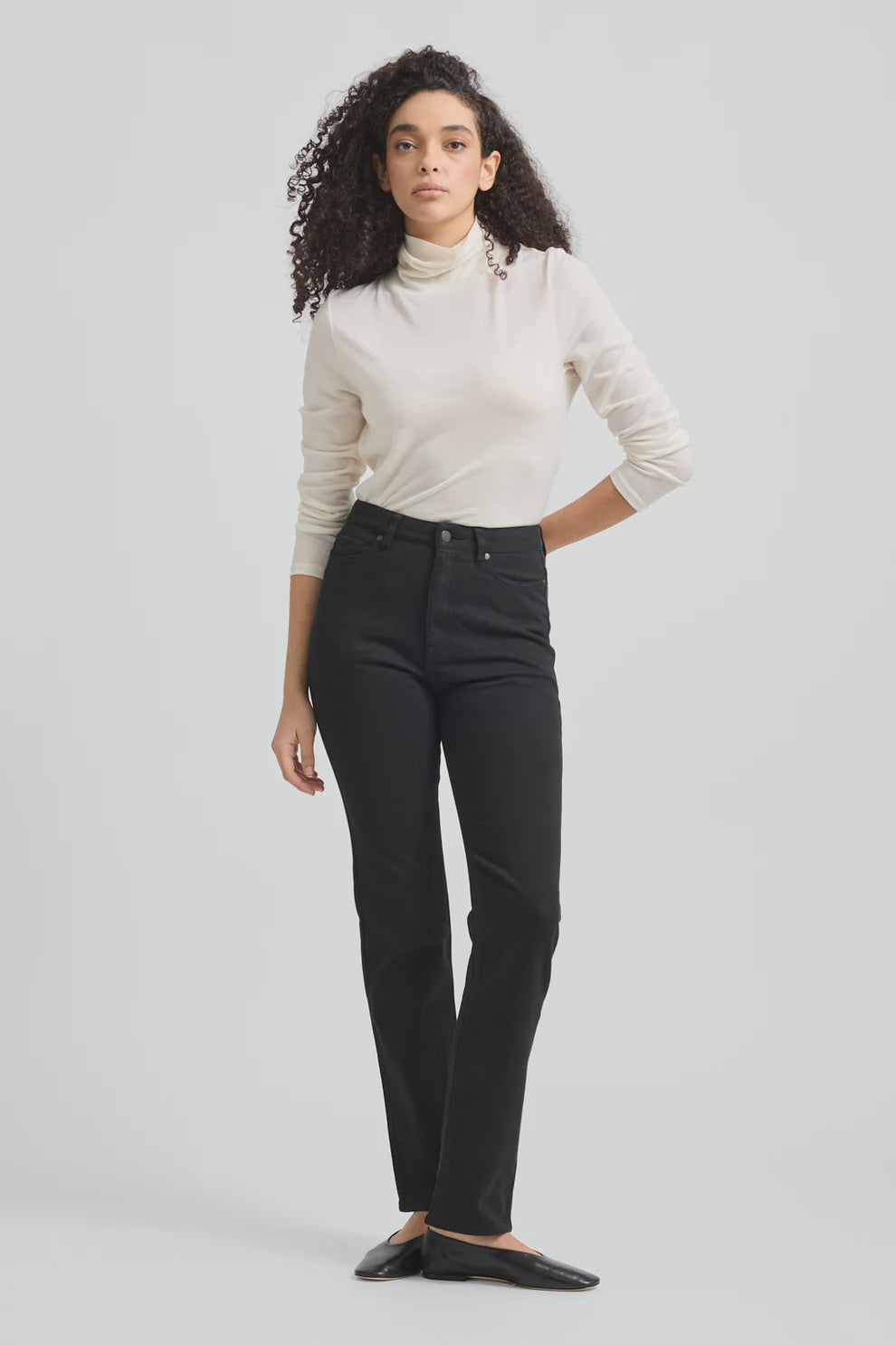 High Rise Straight Jean | Black