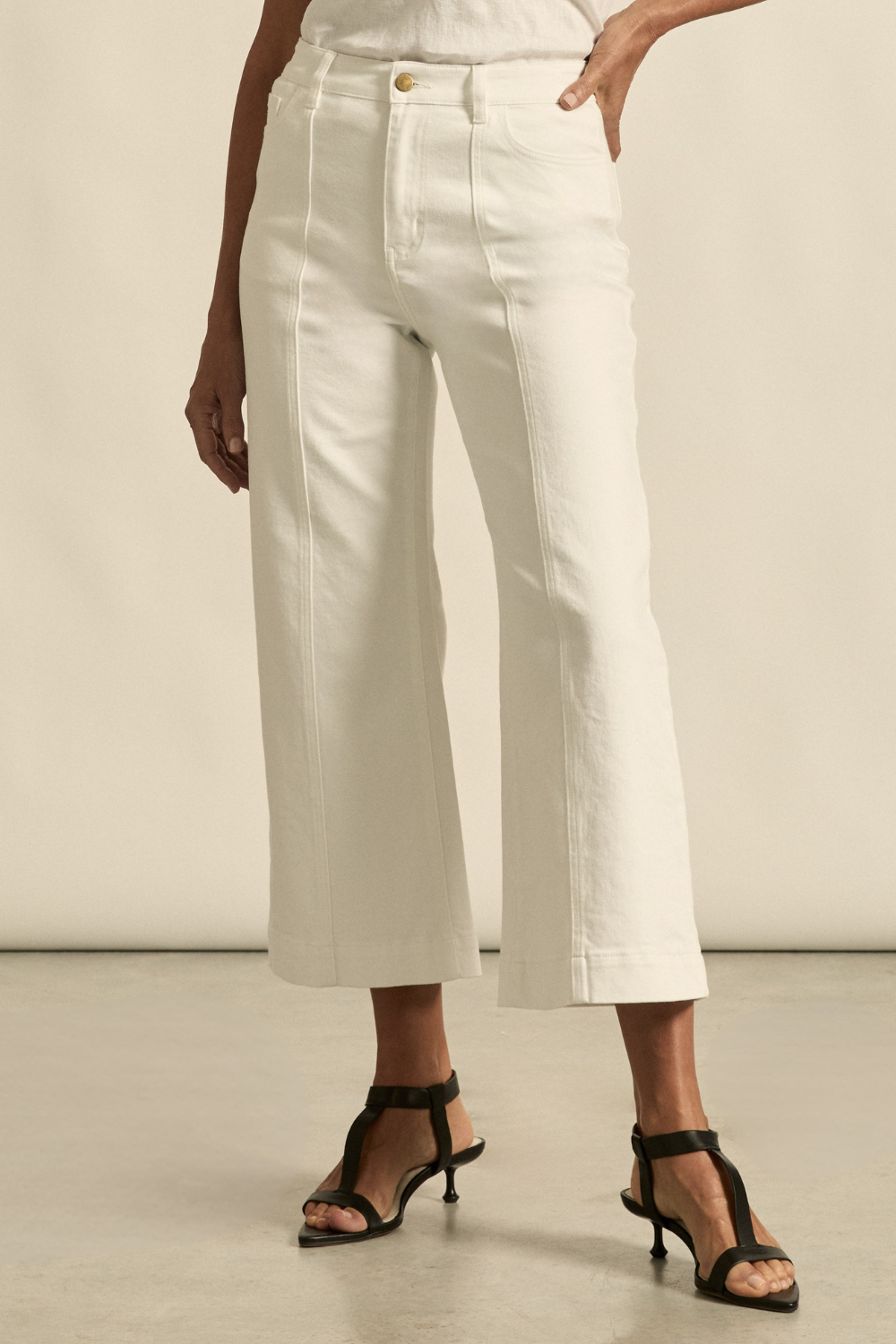 Tenure Jean | Porcelain