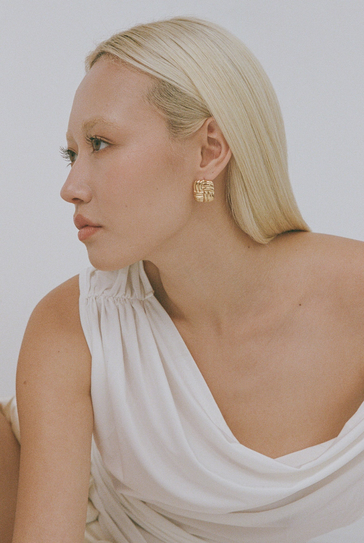 Baby Cushion Earrings | Gold