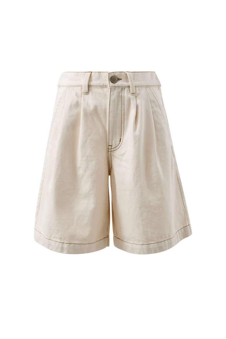 Sylvie Longline Pleat Denim Short | Ecru