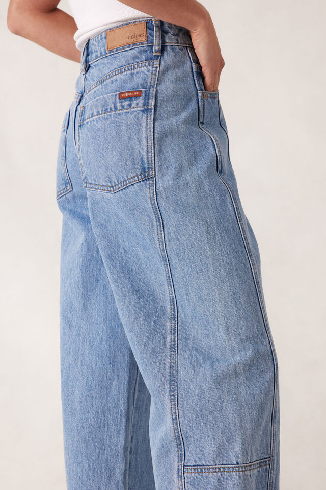 Darted Barrel Jean | Vintage Blue