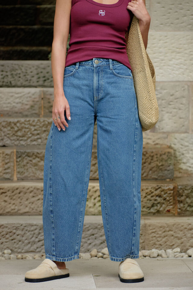 Leah Tapered Barrel Jean | Fresh Indigo