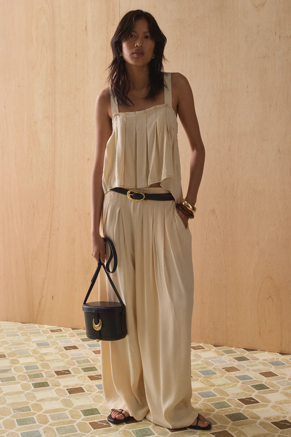 Upata Canteen | Black Lizard