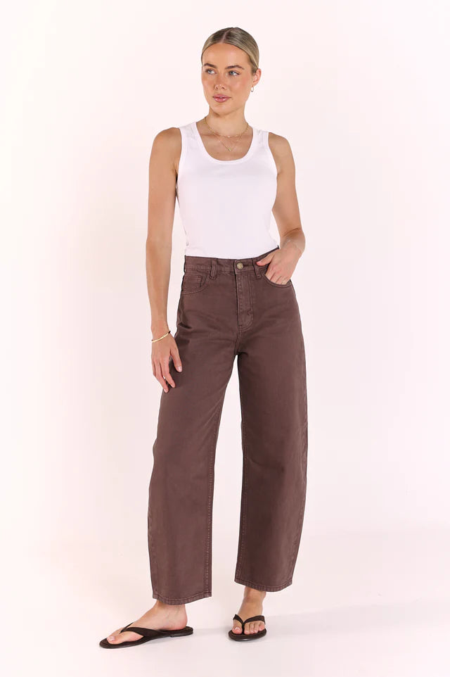 Lola Barrel Jean | Chocolate