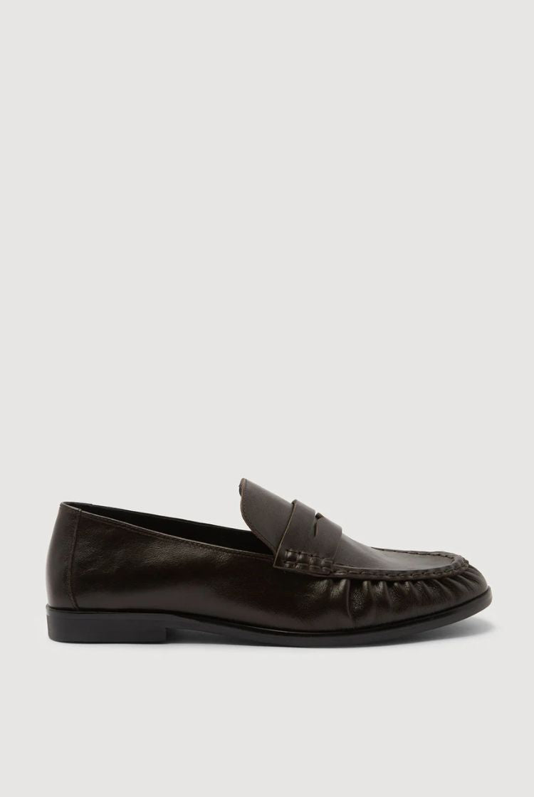 Avenue Leather Loafer | Crinkle Umber