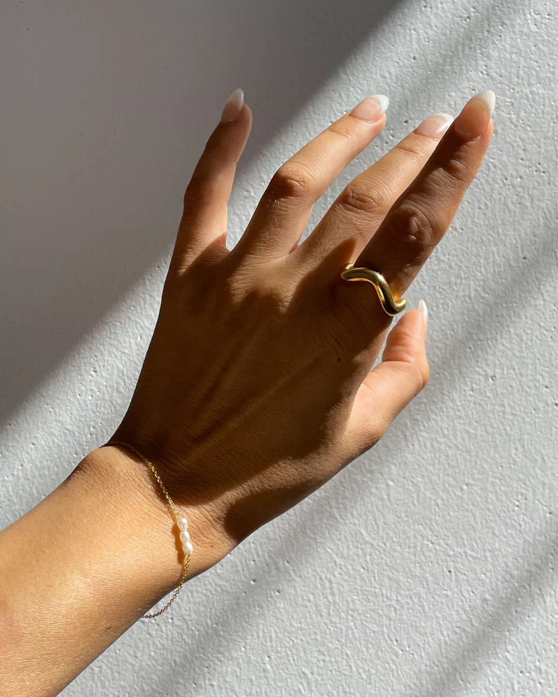 Mini Pearl Bracelet | Gold
