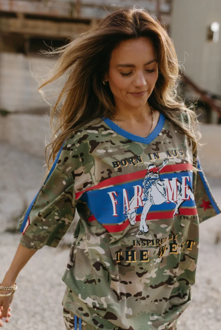 Camo Born In AUS Vee