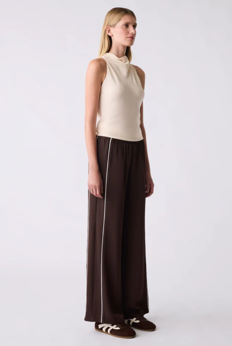 Concourse Top | Parchment