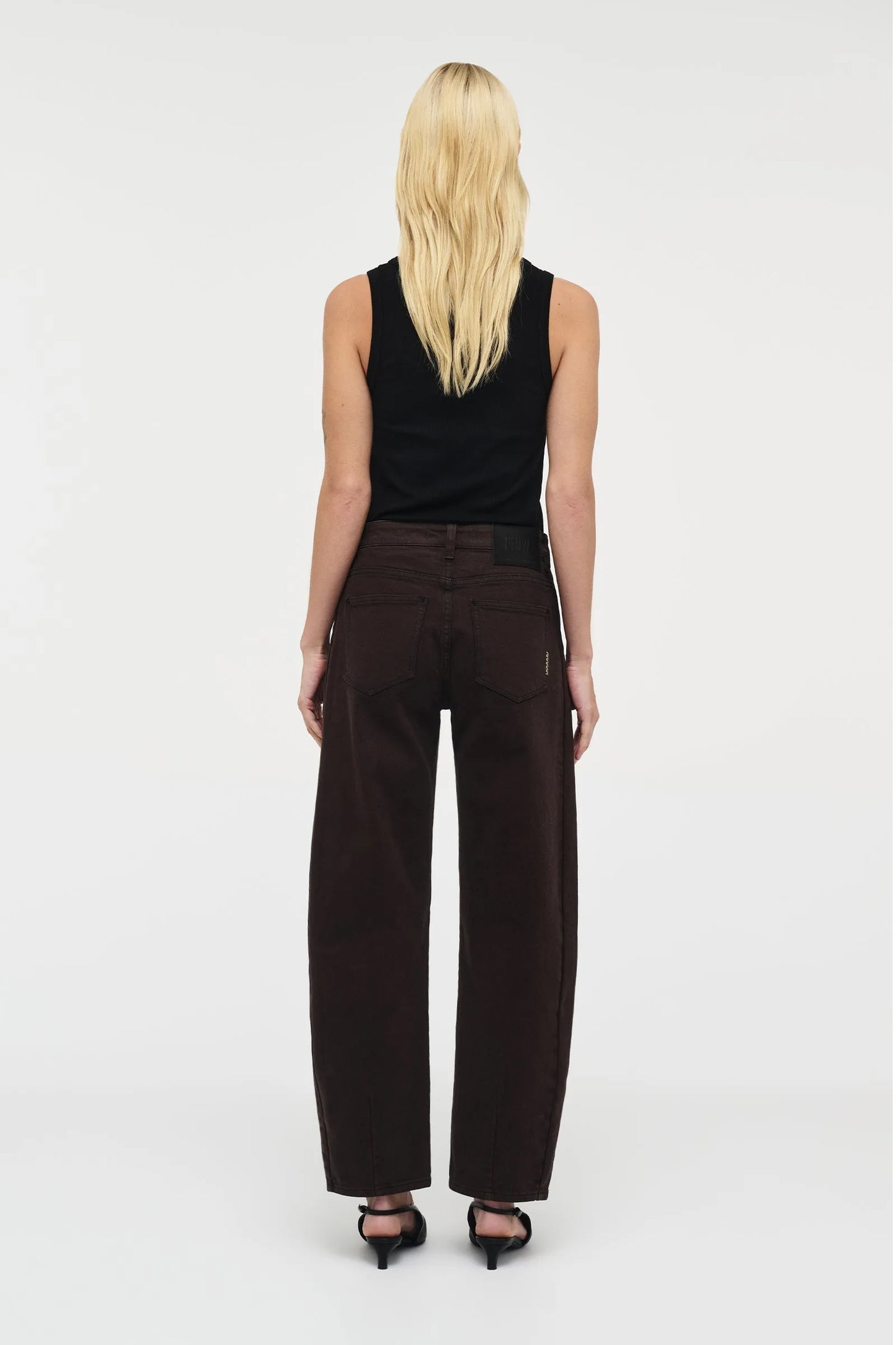 Amber Barrel | Sable