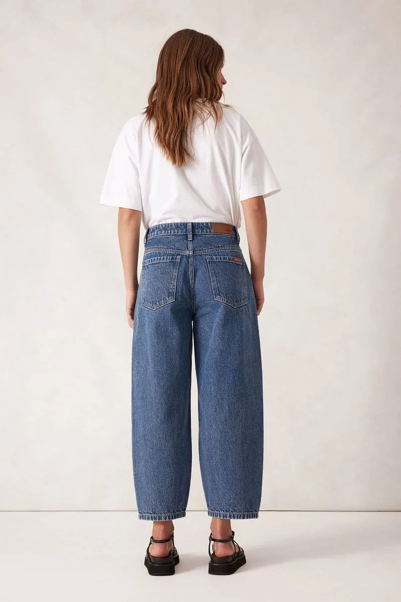 Tapered Barrel Jean | Fresh Indigo