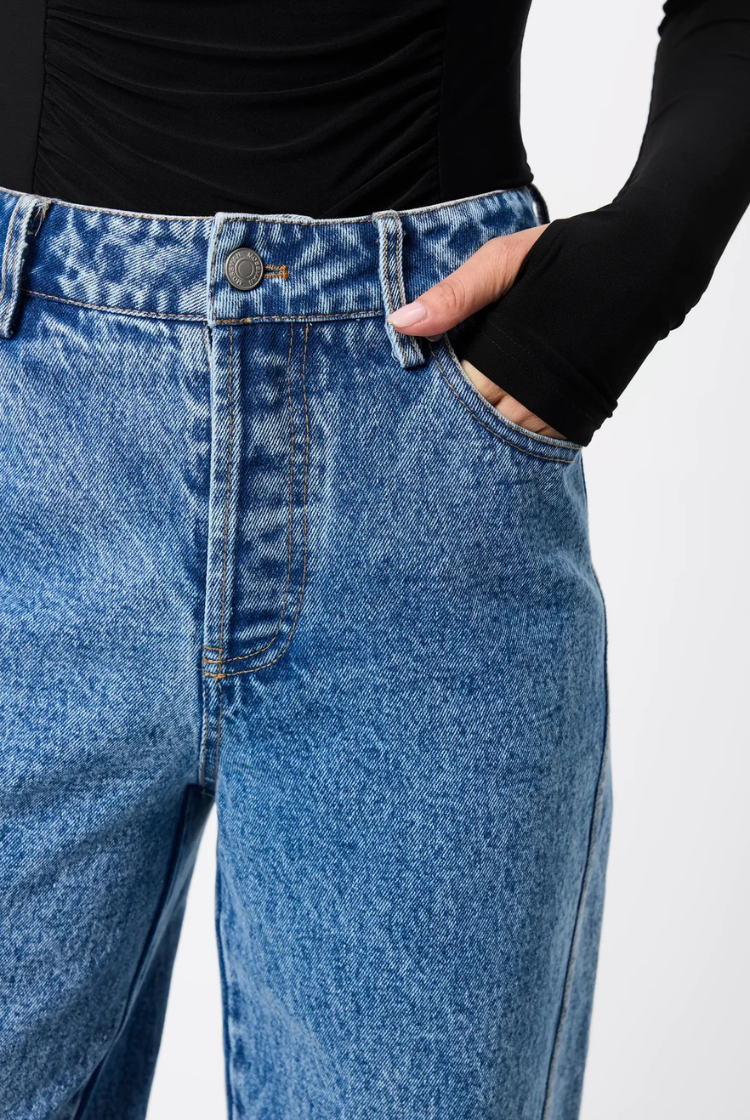 Axis Jean | Snow Wash