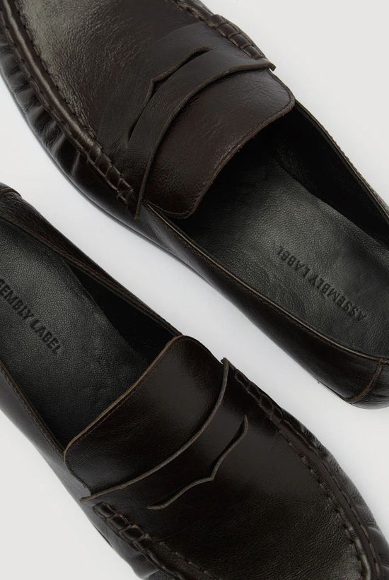 Avenue Leather Loafer | Crinkle Umber