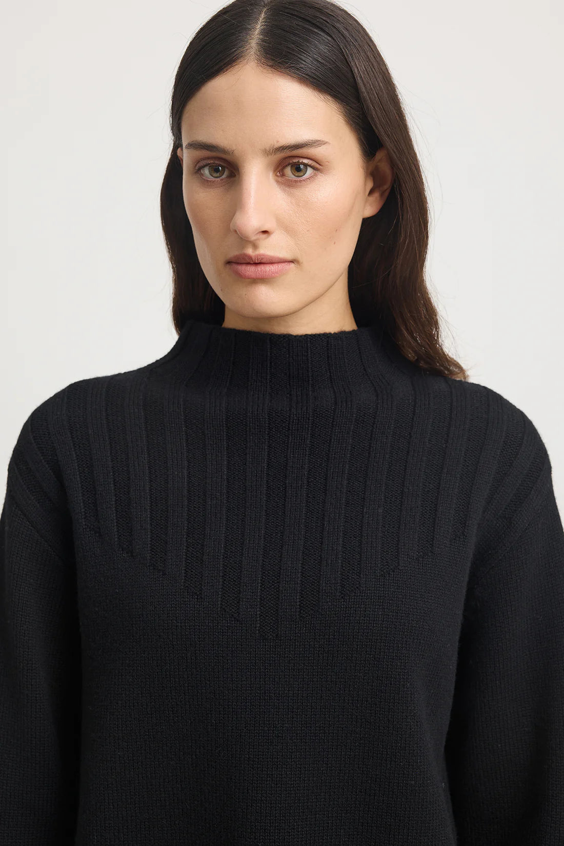 Wide Rib Mock Neck | Black