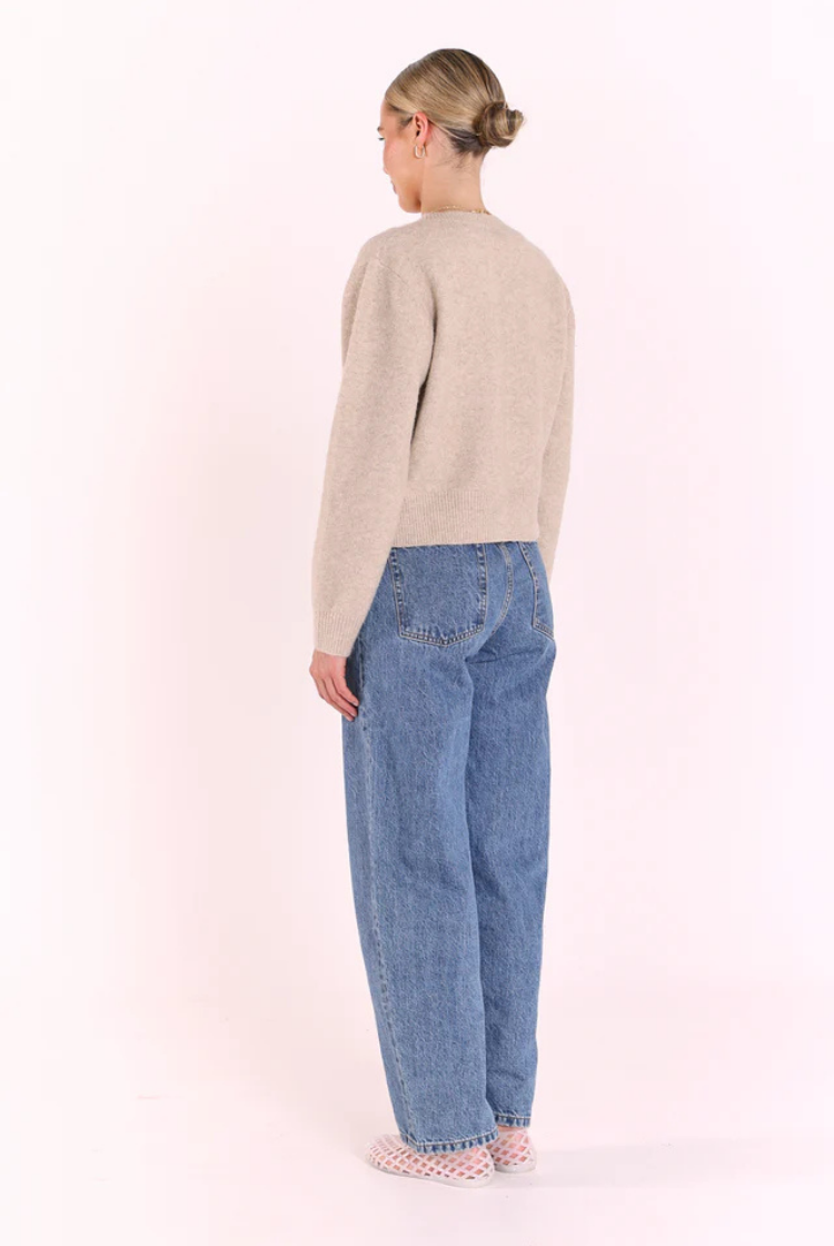 May Cardi | Oat