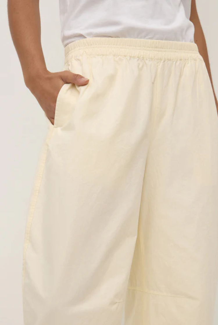 Lola Barrel Pant | Butter