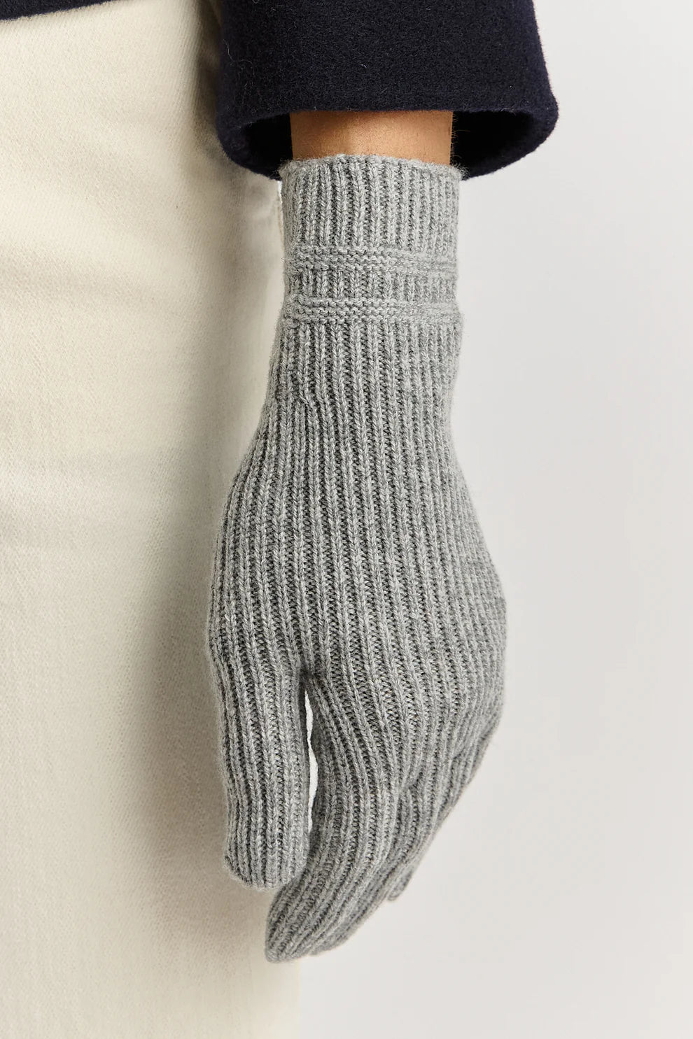 Fine Rib Glove | Light Ash