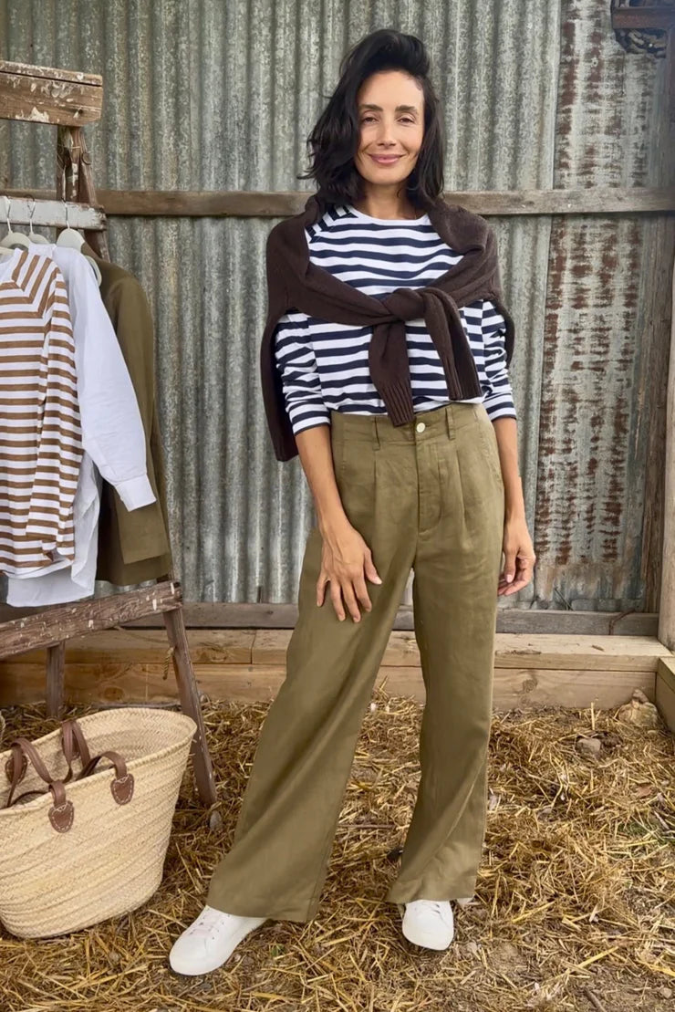V Neck Knit | Coffee