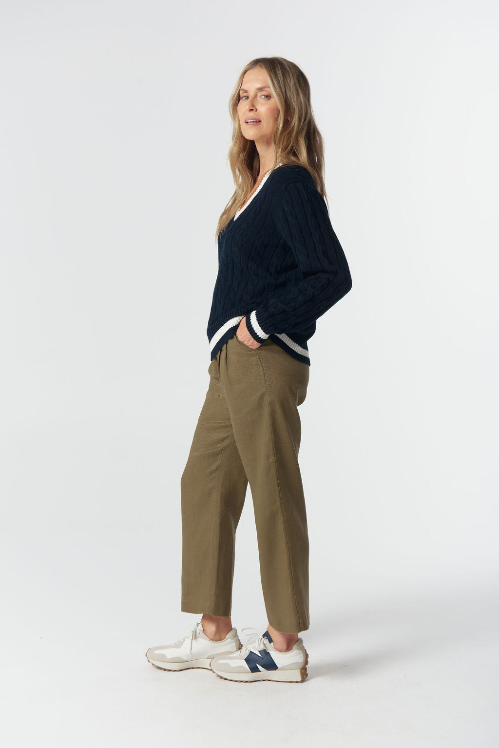 Harvest V-Neck Cotton Jumper | Dark Navy/ White