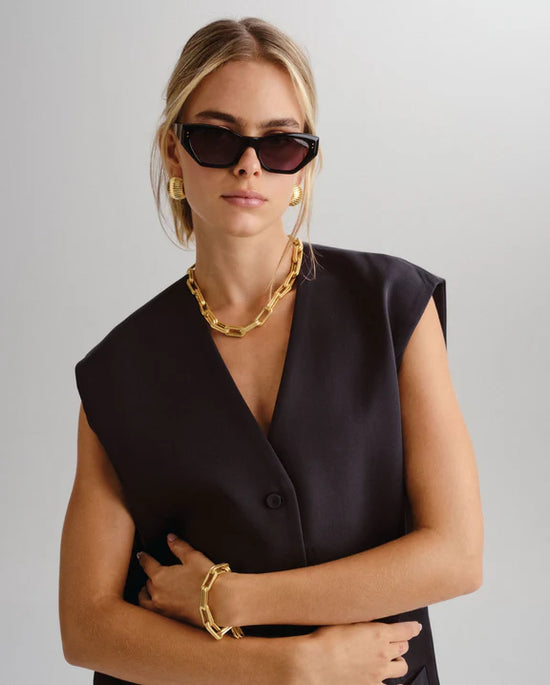 The Sydney | Black