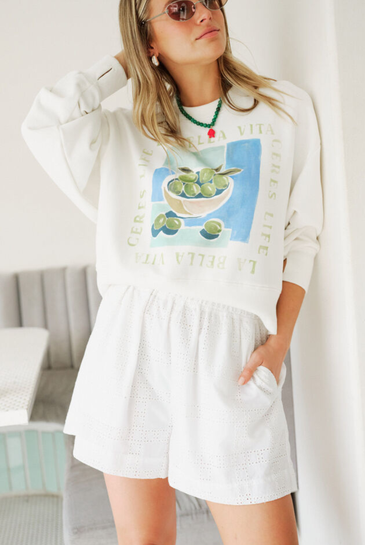 Mila Short | White Broderie