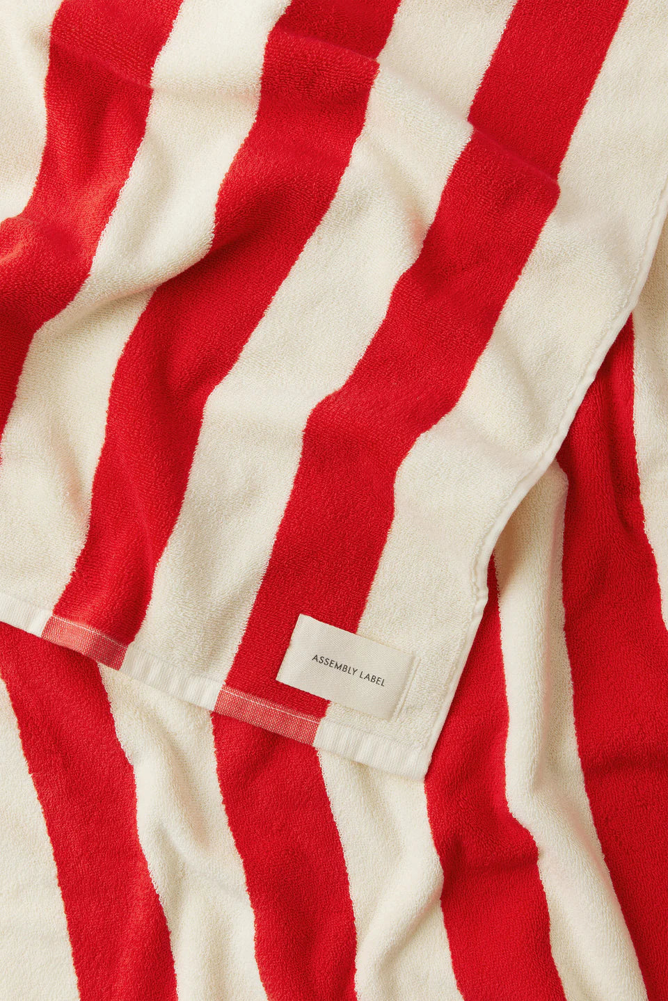 Signature Stripe Beach Towel | Chilli/ Cream