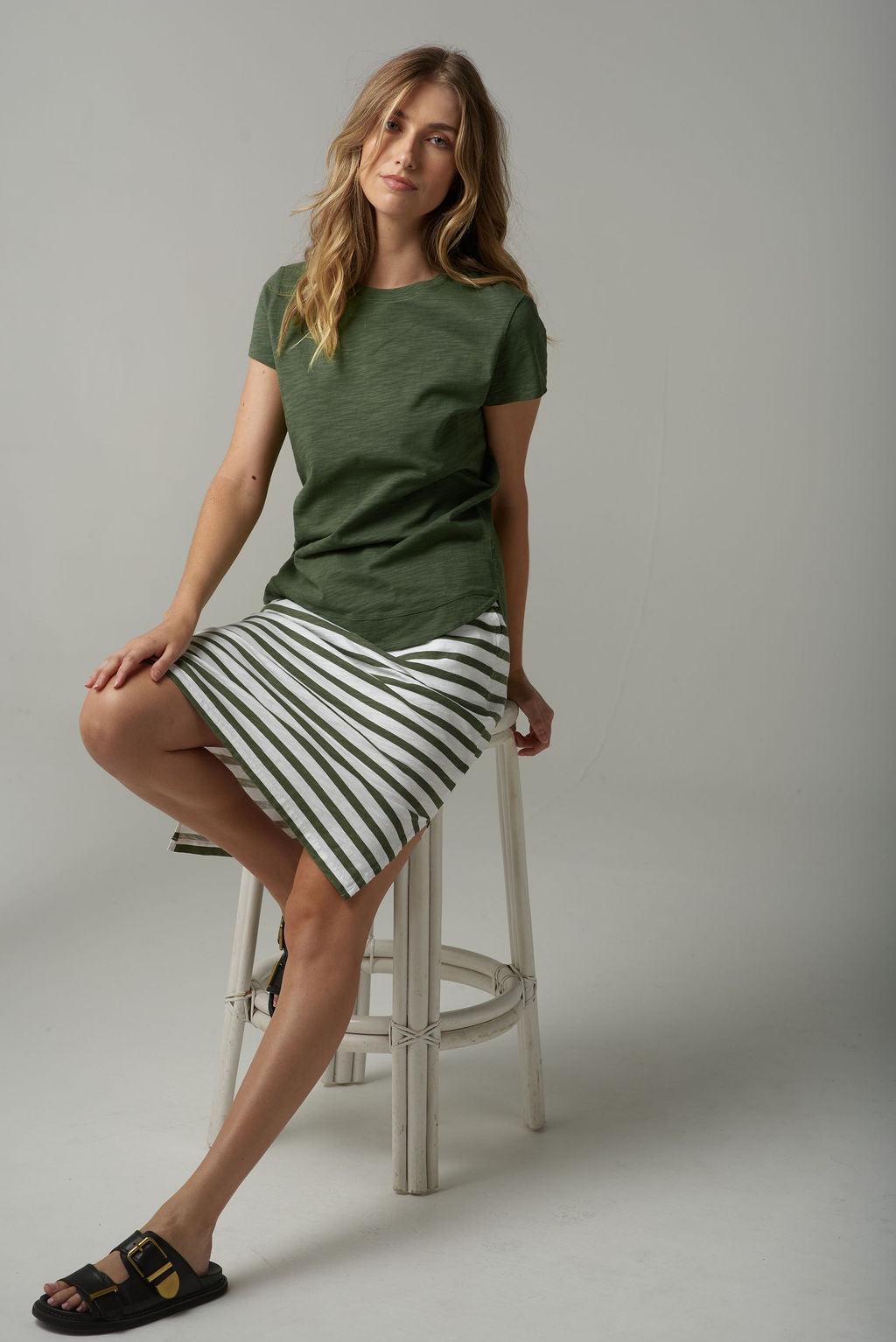 Shaped Hem Tee | Fairway Green