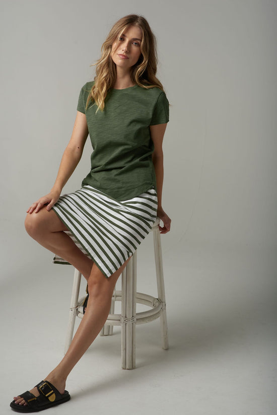 Shaped Hem Tee | Fairway Green