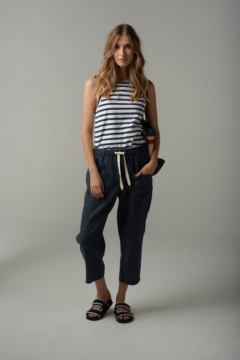 Linen Cropped Pant |  Parisian Navy