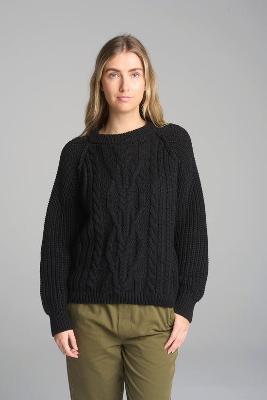 Chunky Cable Knit | Black