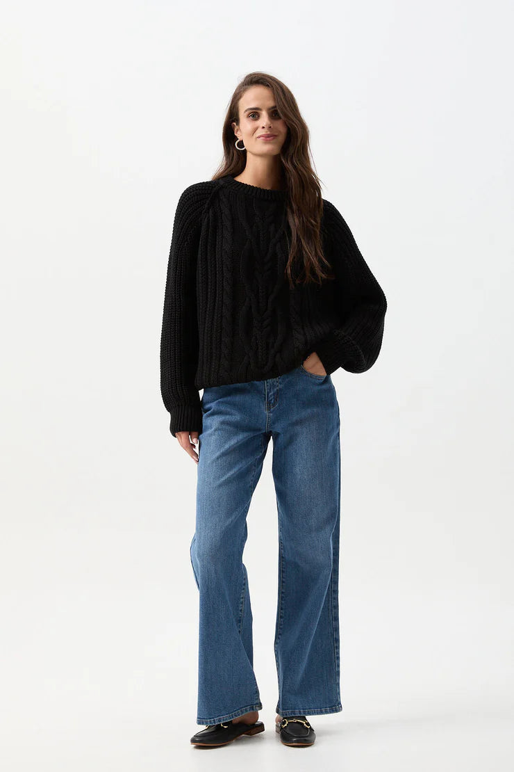 Chunky Cable Knit | Black