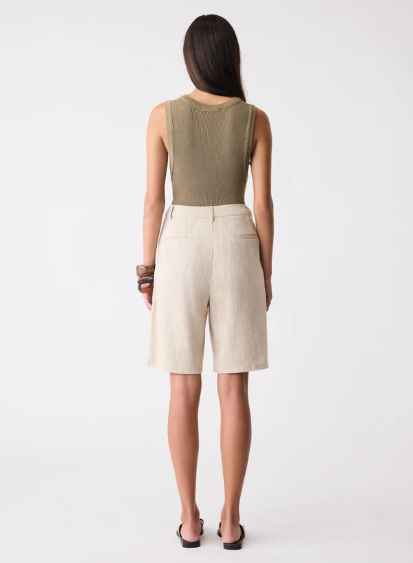 Etch Bermuda Short | Sand