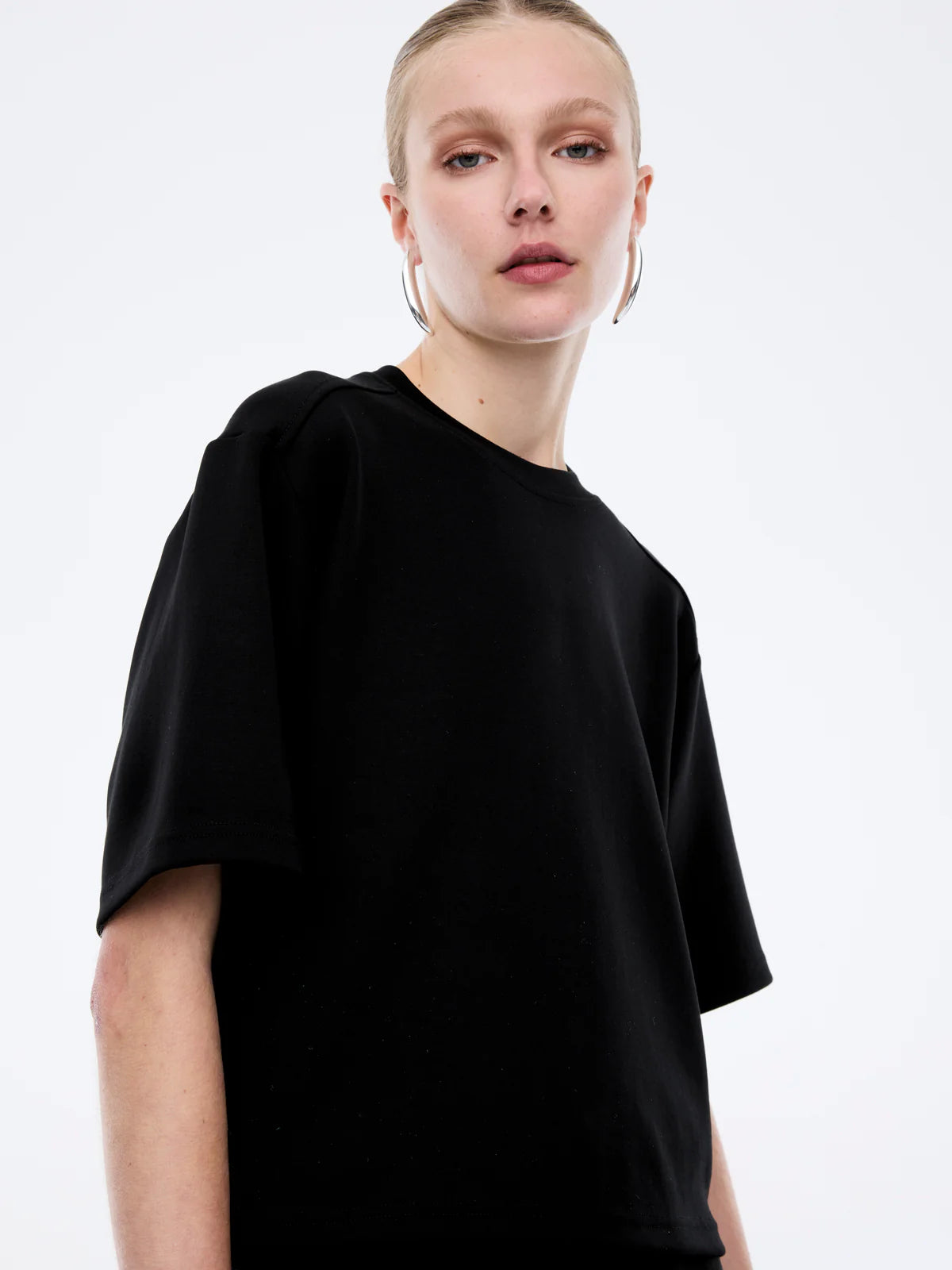 Alessa Relaxed Soft Jersey Tee | Black