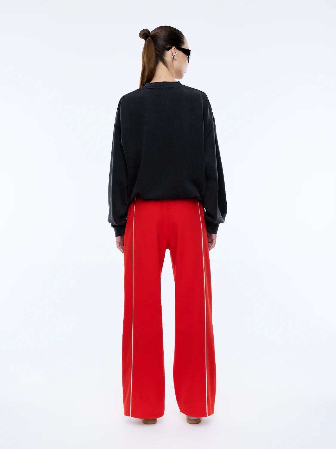 Star Sweatshirt | Washed Charcoal