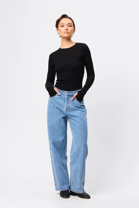 Fine Line Knit | Black