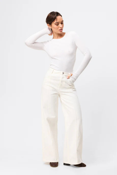 Fine Line Knit | White