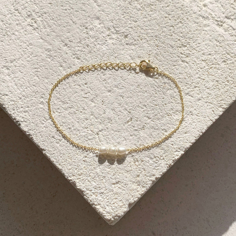 Mini Pearl Bracelet | Gold