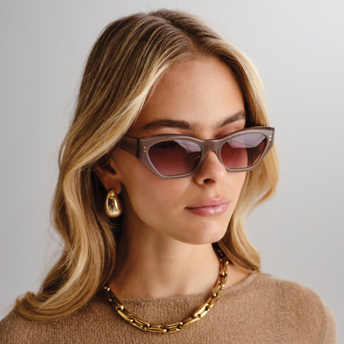The Sydney | Almond