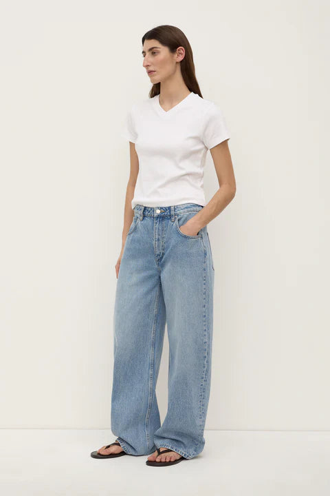 Low Curve Mid Rise Jean | Indigo Fade
