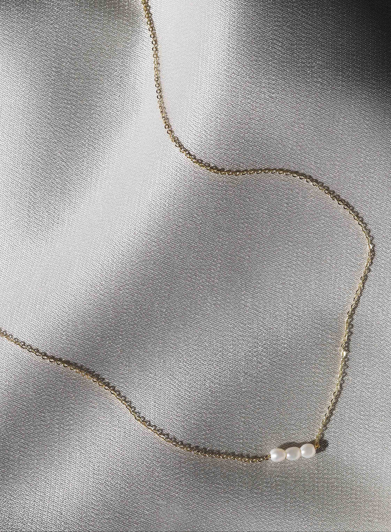 Mini Pearl Necklace| Gold