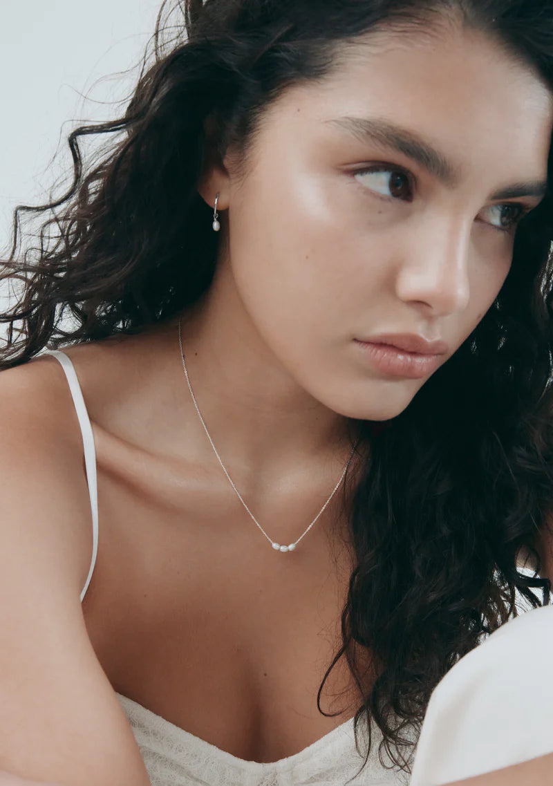 Mini Pearl Necklace| Silver