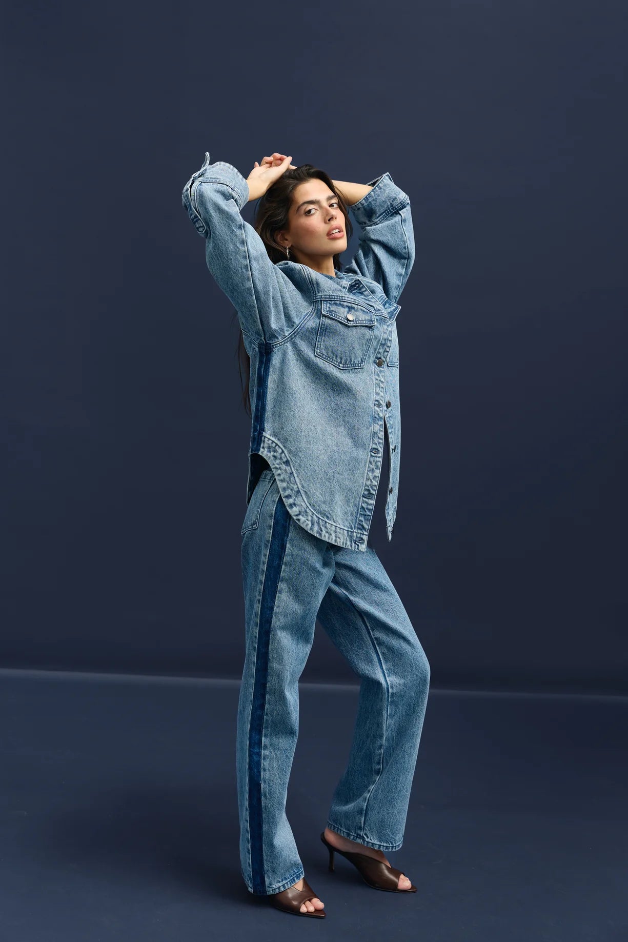 Cleo Contrast Side Panel Jean | Mid Blue