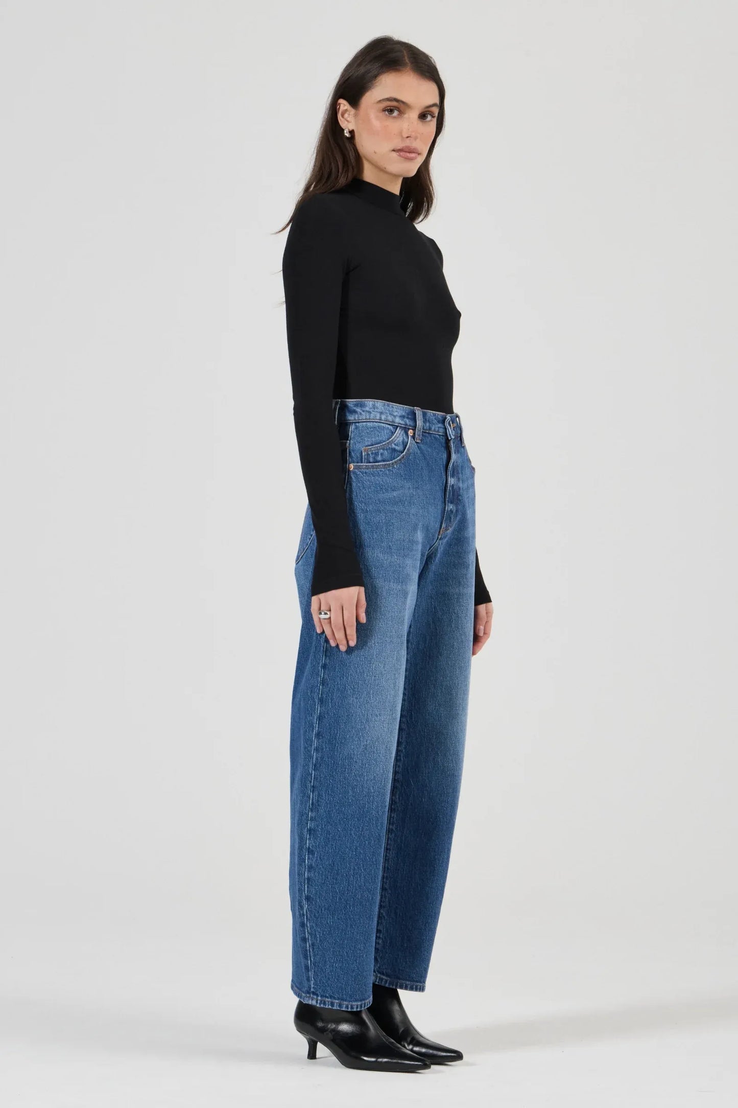 Gigi Barrel Jean | Reign