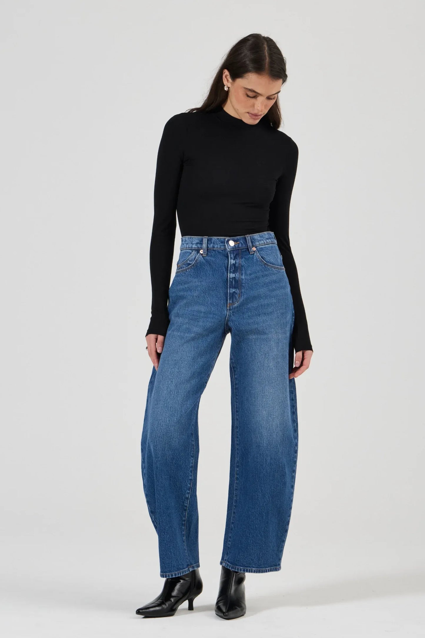 Gigi Barrel Jean | Reign