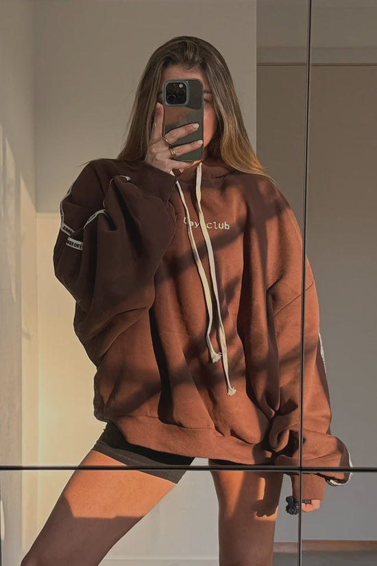 Cloud Racer Hoodie | Chocolate
