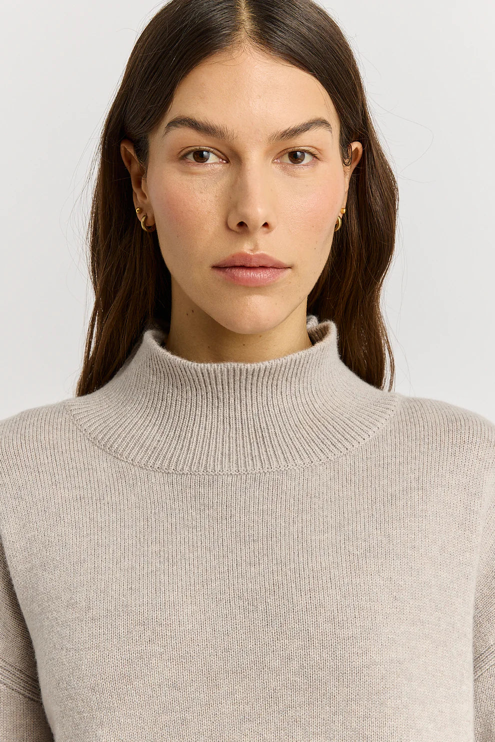 Split Neck Funnel | Light Oat