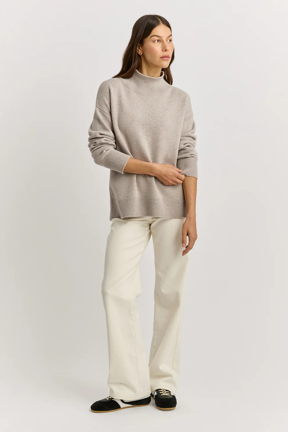 Split Neck Funnel | Light Oat
