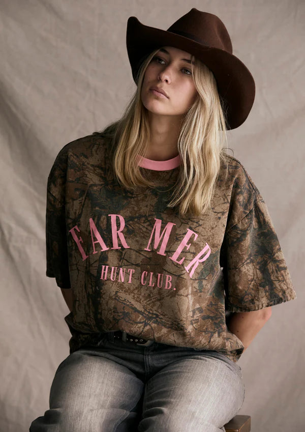 Hunt Club Tee