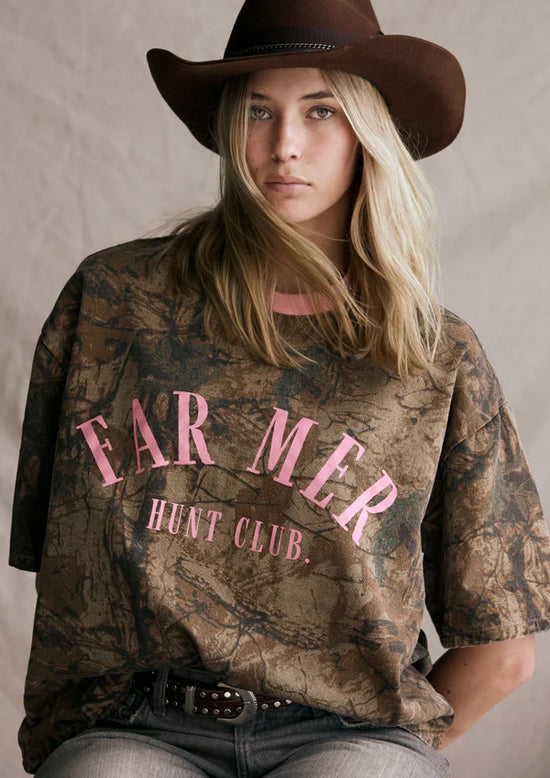 Hunt Club Tee
