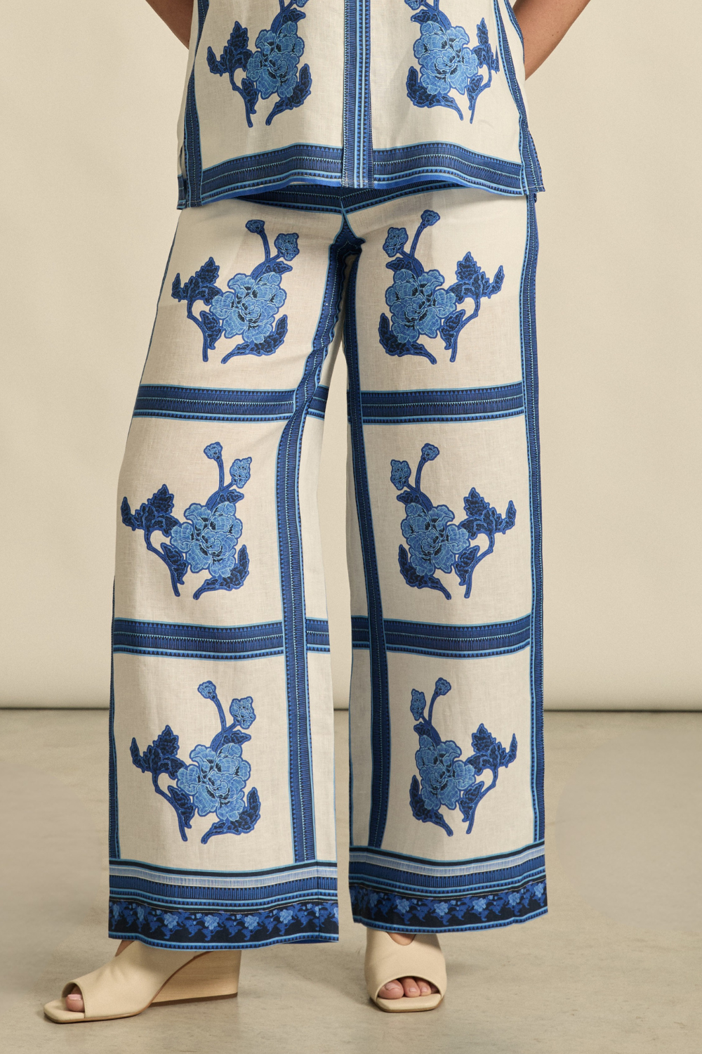 Gesture Pant | Azure Collage